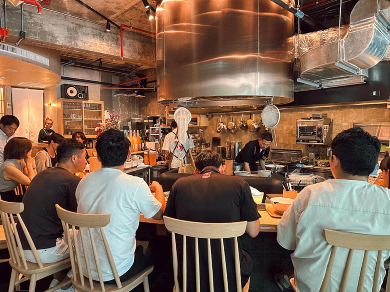 Livezen Bangkok Sukhumvit Hotel Kültér fotó